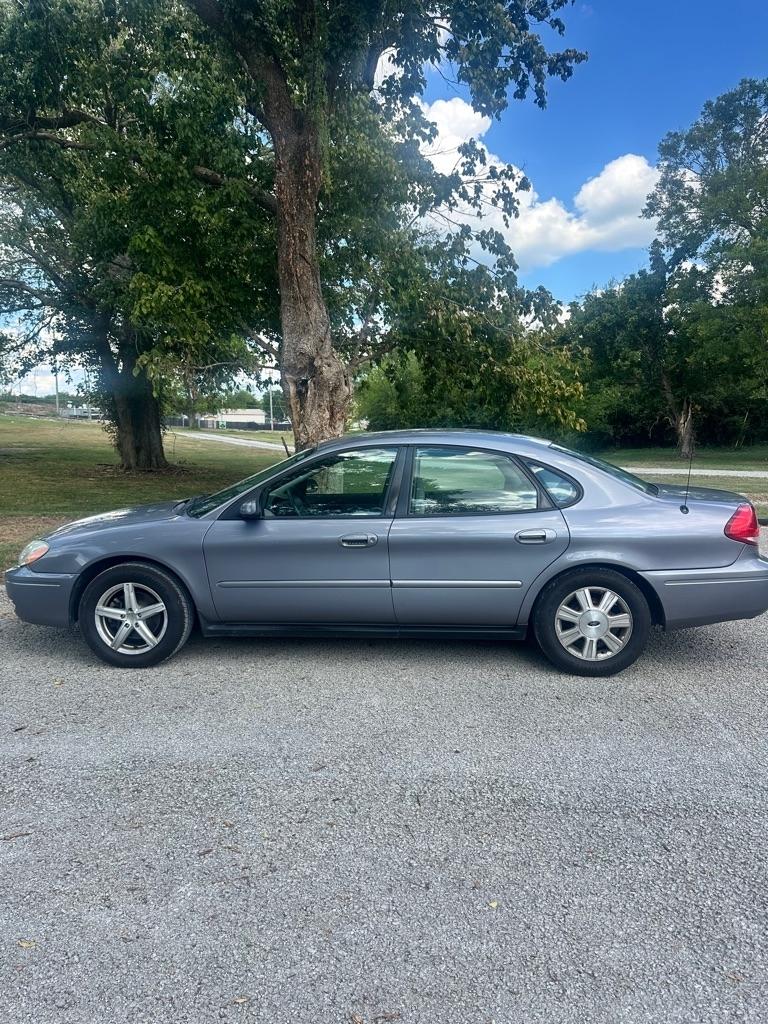 Ford Taurus SEL 2007