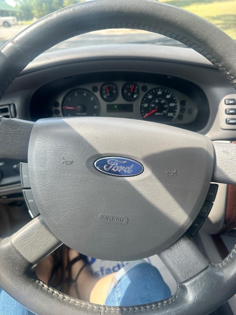 Ford Taurus SEL 2007