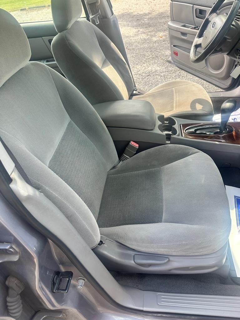 Ford Taurus SEL 2007