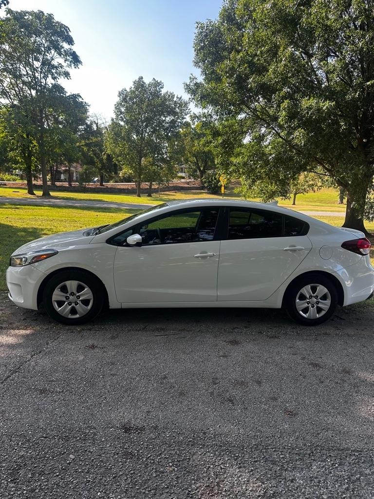 Kia Forte LX 6A 2017