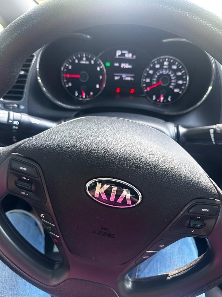 Kia Forte LX 6A 2017