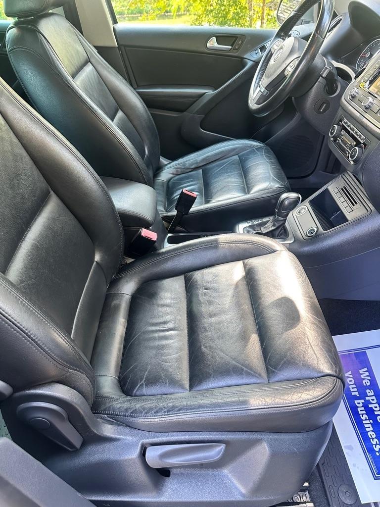 Volkswagen Tiguan S 4Motion 2011