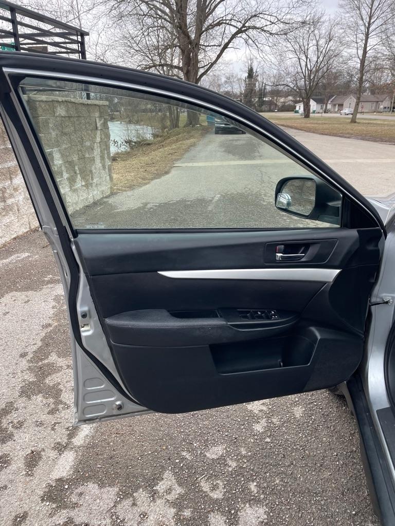Subaru Outback 2.5i 2012