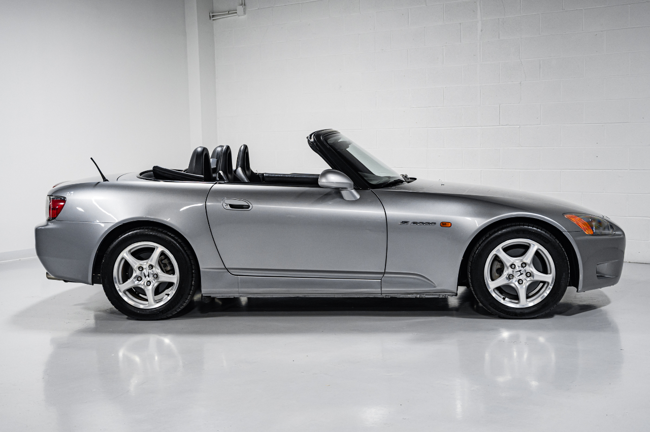 2000 Honda S2000 photo 2