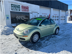 2010 Volkswagen New Beetle 