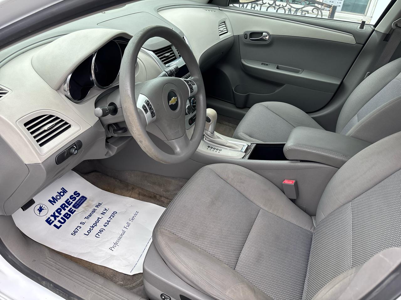 Chevrolet Malibu LS 2012