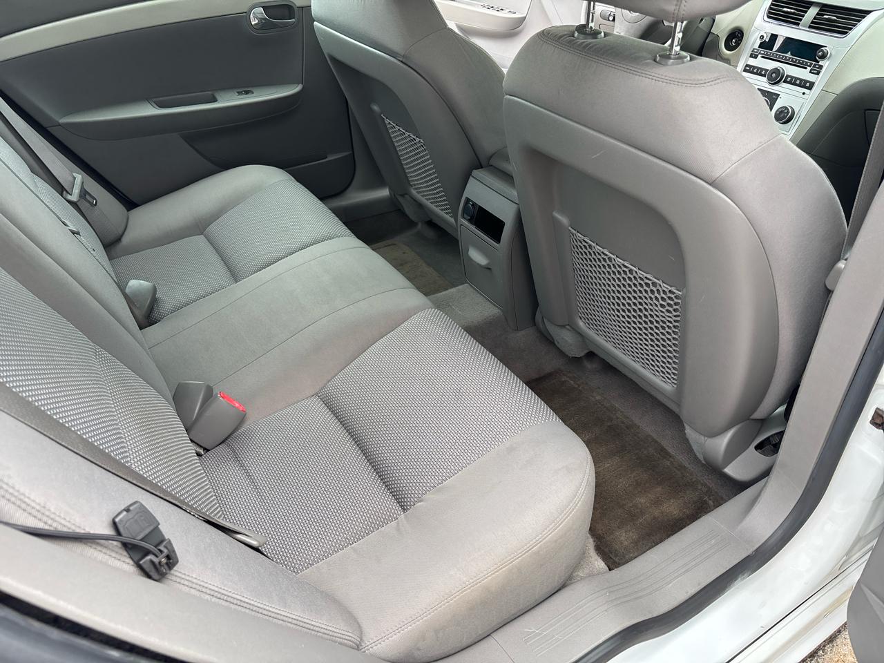 Chevrolet Malibu LS 2012