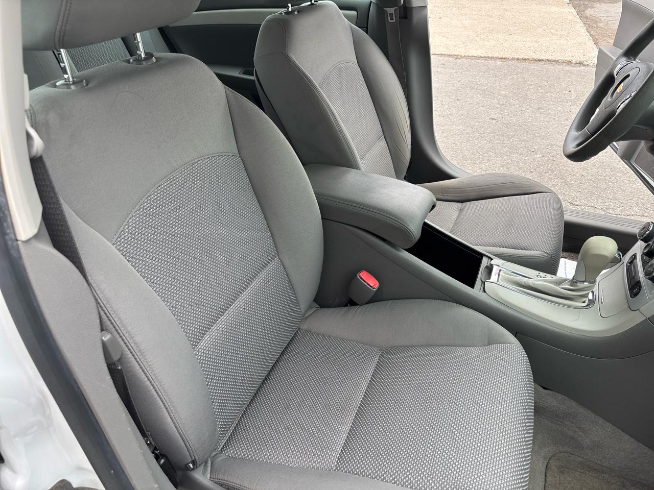Chevrolet Malibu LS 2012