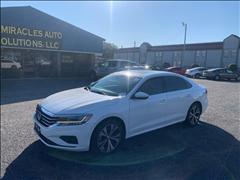 2022 Volkswagen Passat 