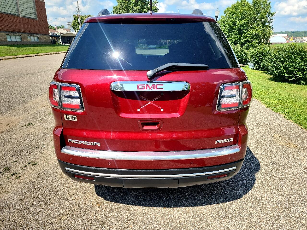 2016 Gmc Acadia SLE photo 3