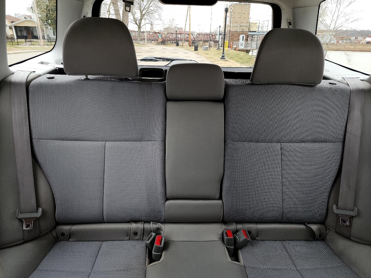 Subaru Forester 2.5X 2012