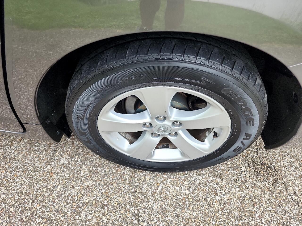 Toyota Sienna LE FWD 8-Passenger V6 2014