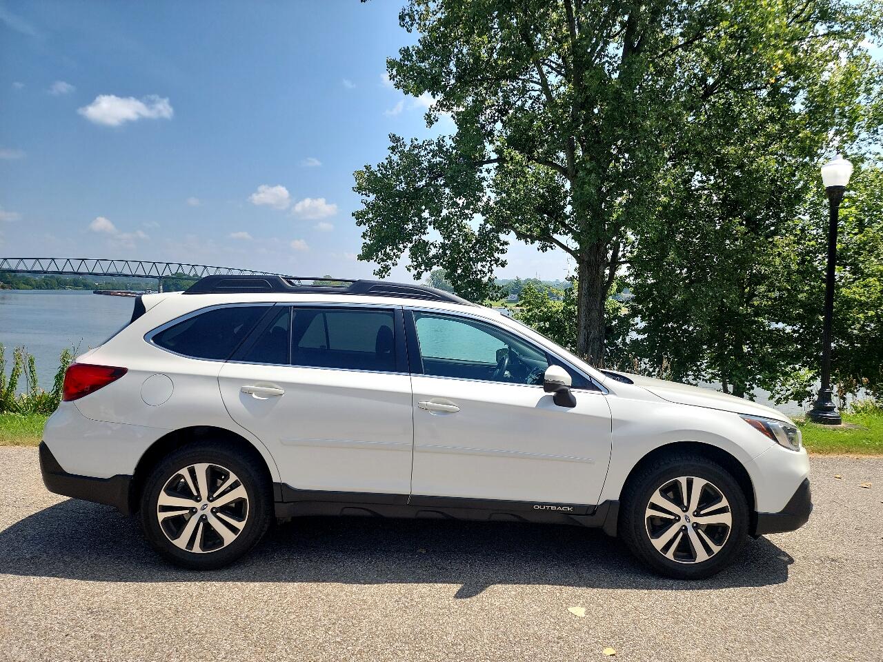 Subaru Outback 2.5i Limited 2019