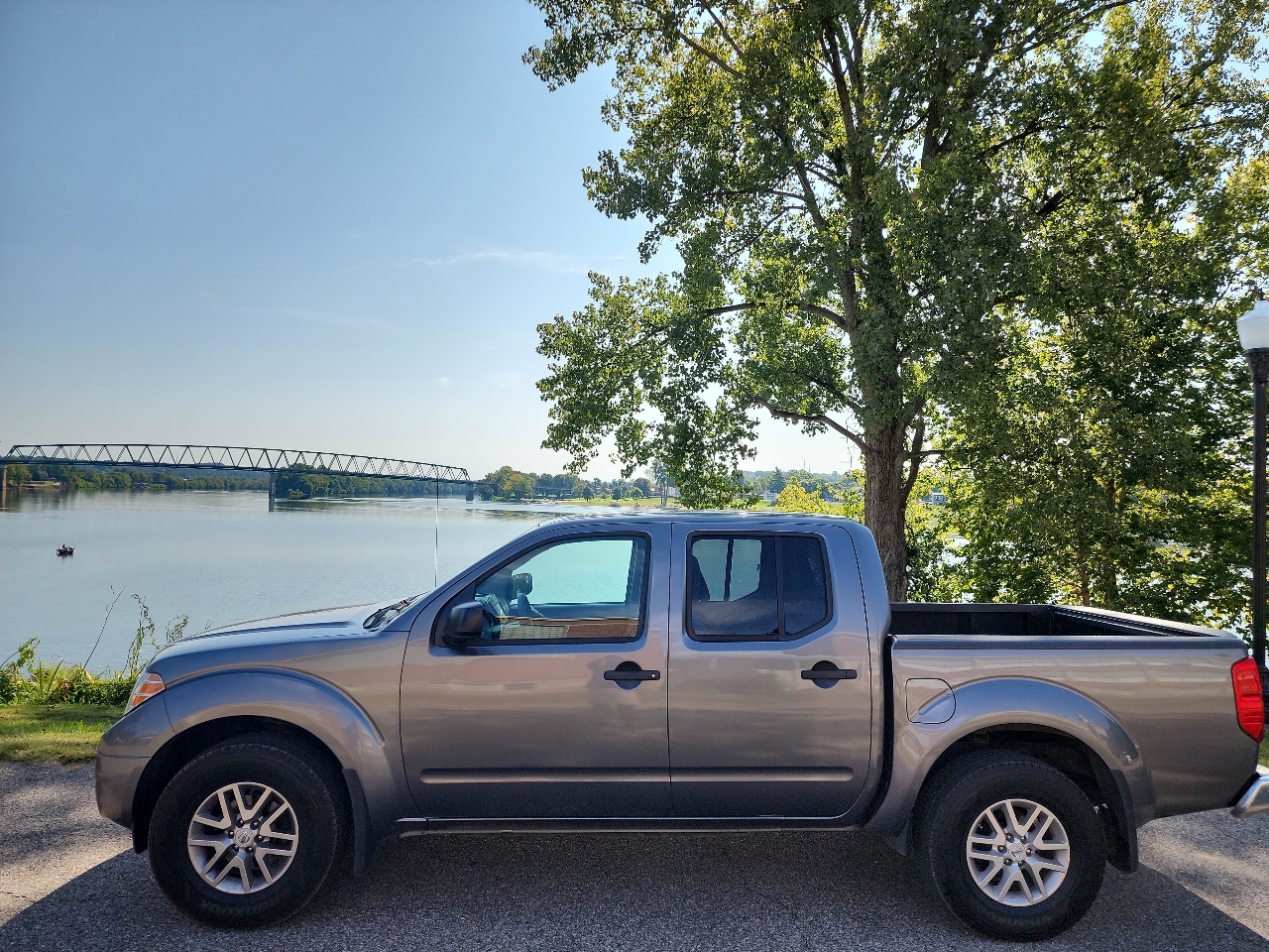 Nissan Frontier SL Crew Cab 5AT 4WD 2019