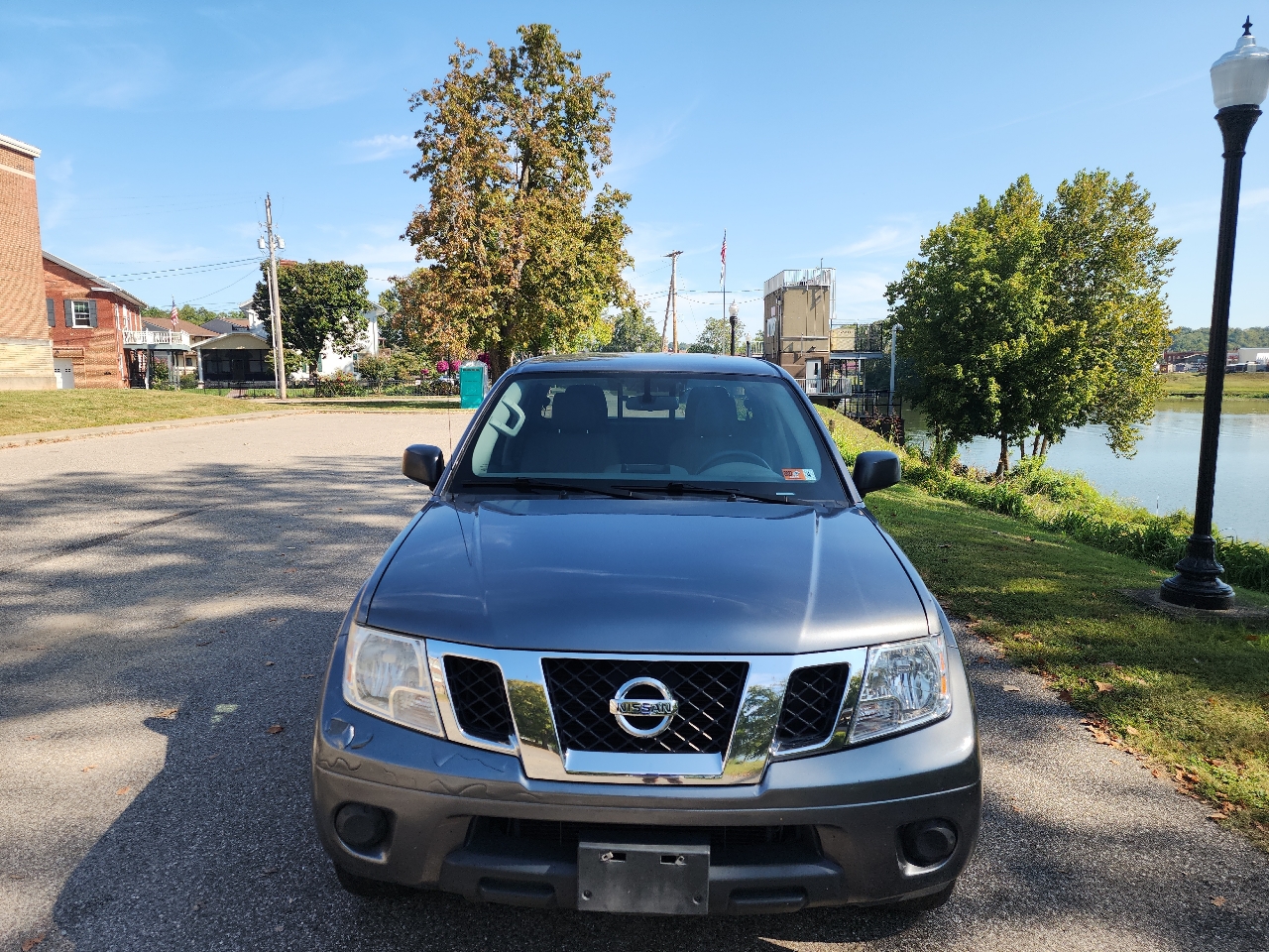 Nissan Frontier SL Crew Cab 5AT 4WD 2019