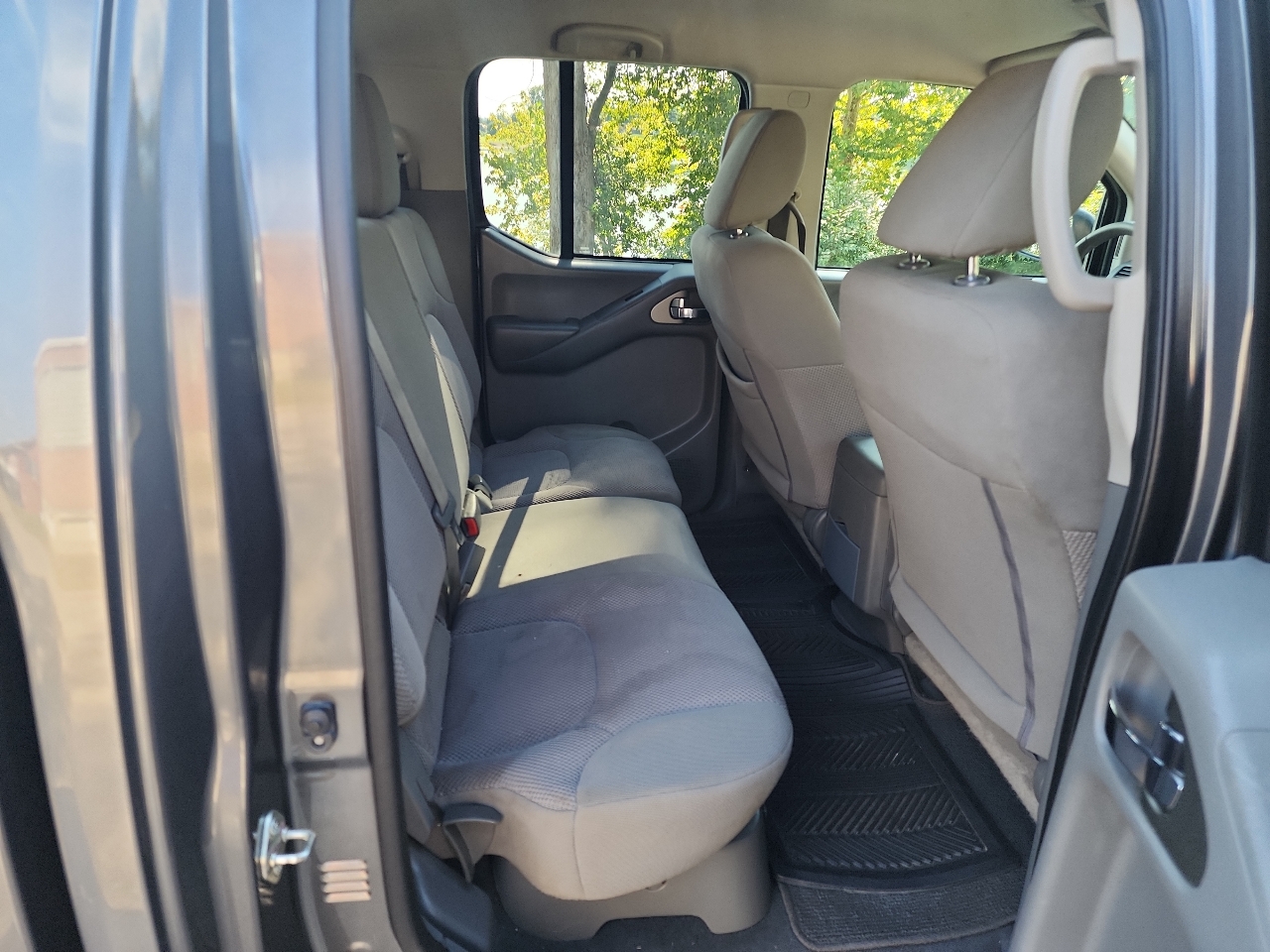 Nissan Frontier SL Crew Cab 5AT 4WD 2019