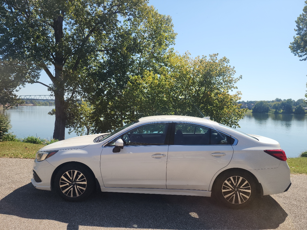 Subaru Legacy 2.5i Premium 2019