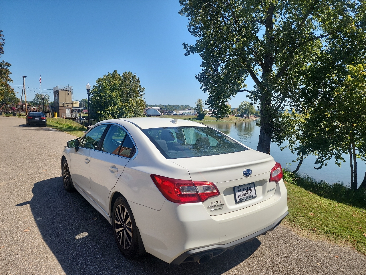 Subaru Legacy 2.5i Premium 2019