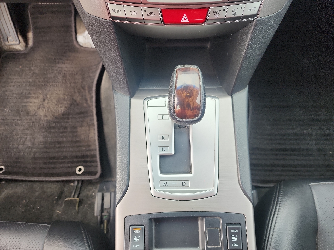 Subaru Legacy 2.5i Limited 2013