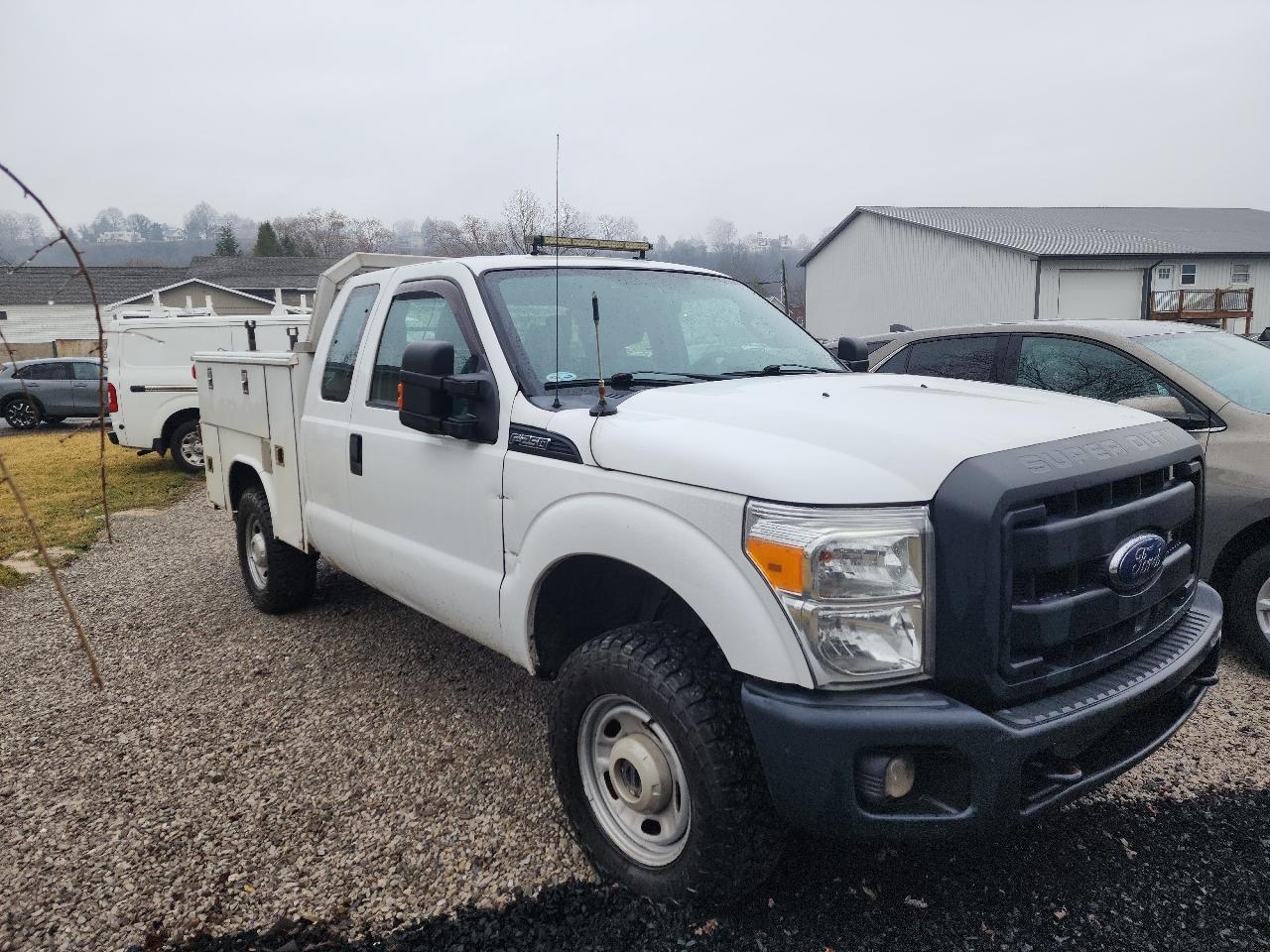 2016 Ford F-250 SD XL SuperCab Long Bed 4WD