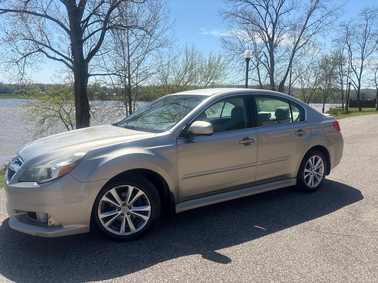 2014 Subaru Legacy 2.5i Premium