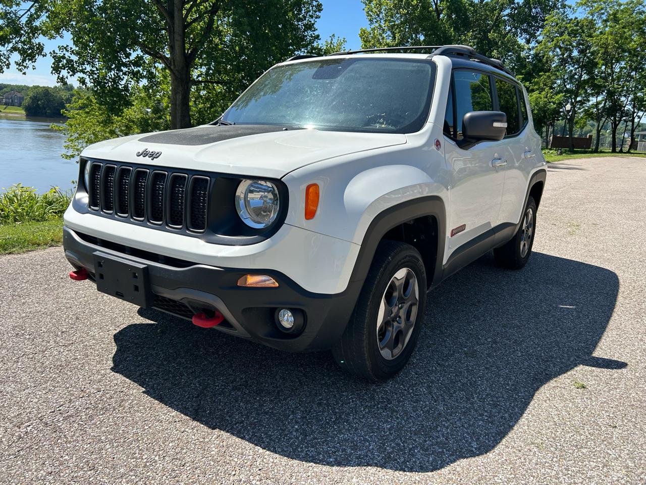 2019 Jeep Renegade Trailhawk 4x4's photo