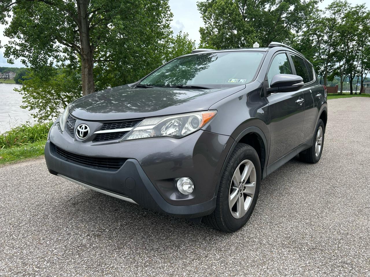 2015 Toyota RAV4 XLE AWD