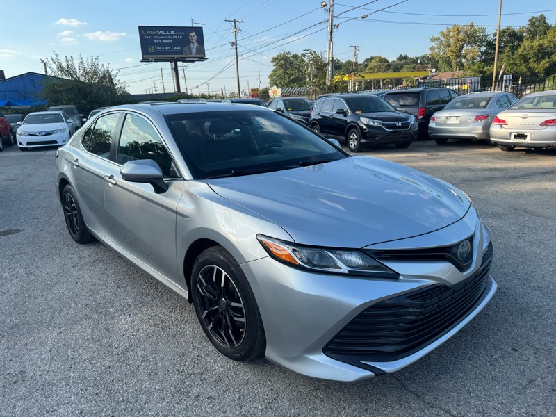 2018 Toyota Camry LE