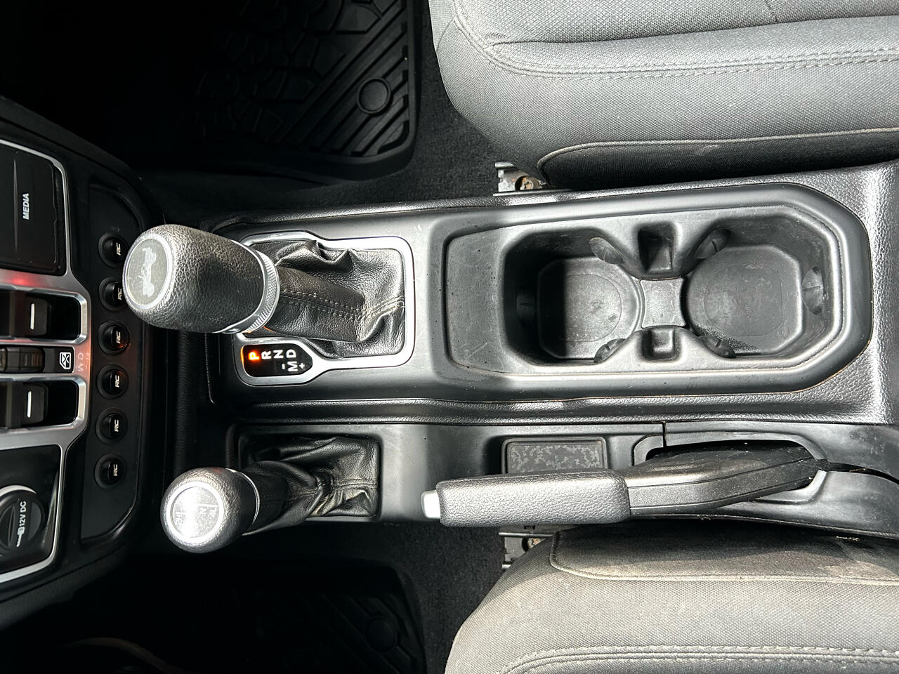 Jeep Wrangler Unlimited Sport S 2020 Jeep Wrangler Unlimited Sport S 2020