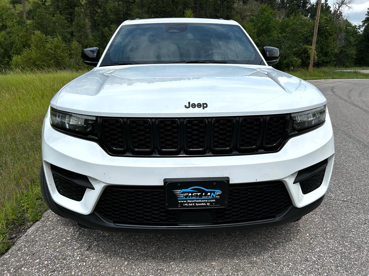 Jeep Grand Cherokee 4WD 4dr Altitude 2024 Jeep Grand Cherokee 4WD 4dr Altitude 2024