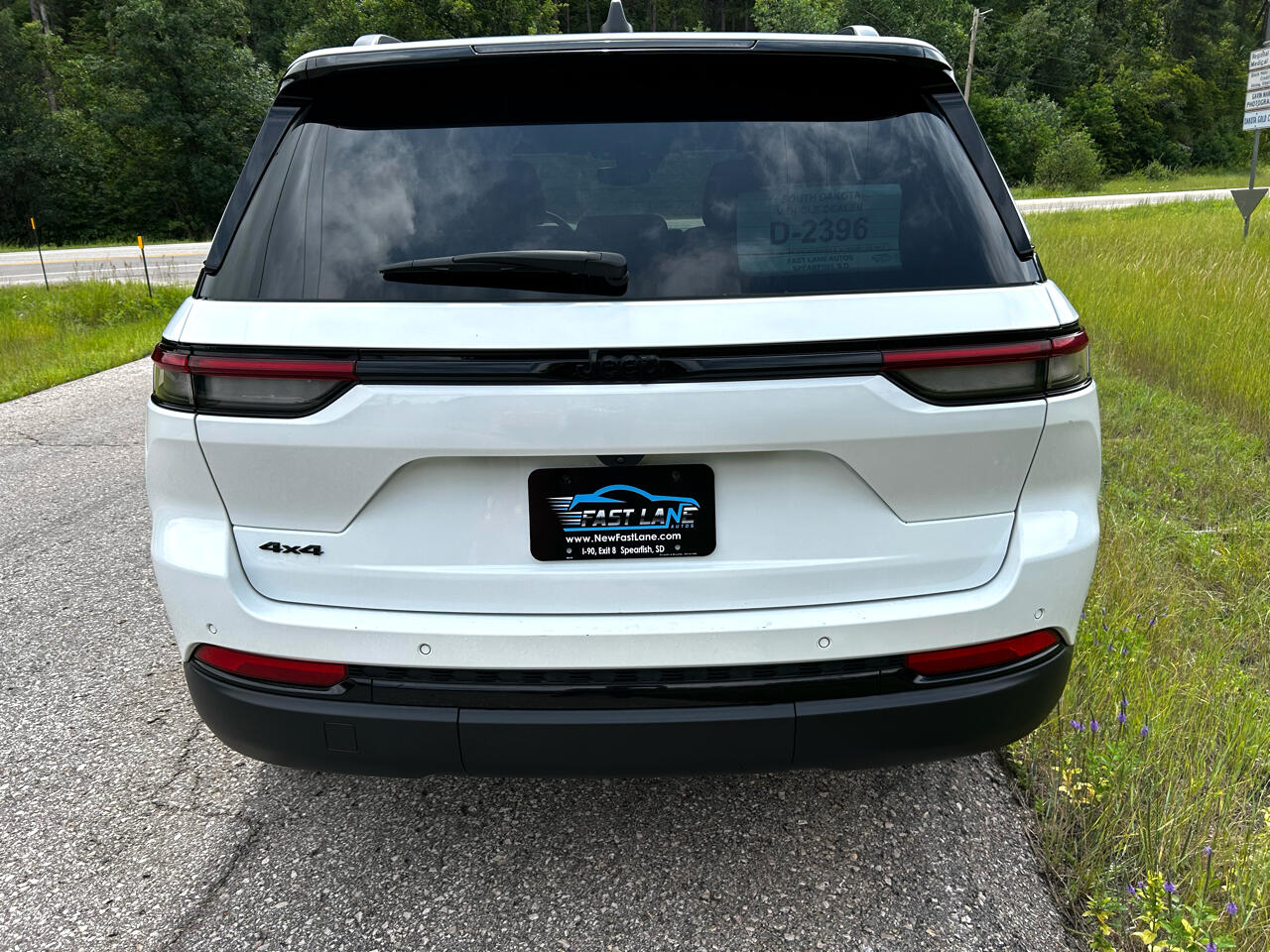 Jeep Grand Cherokee 4WD 4dr Altitude 2024 Jeep Grand Cherokee 4WD 4dr Altitude 2024