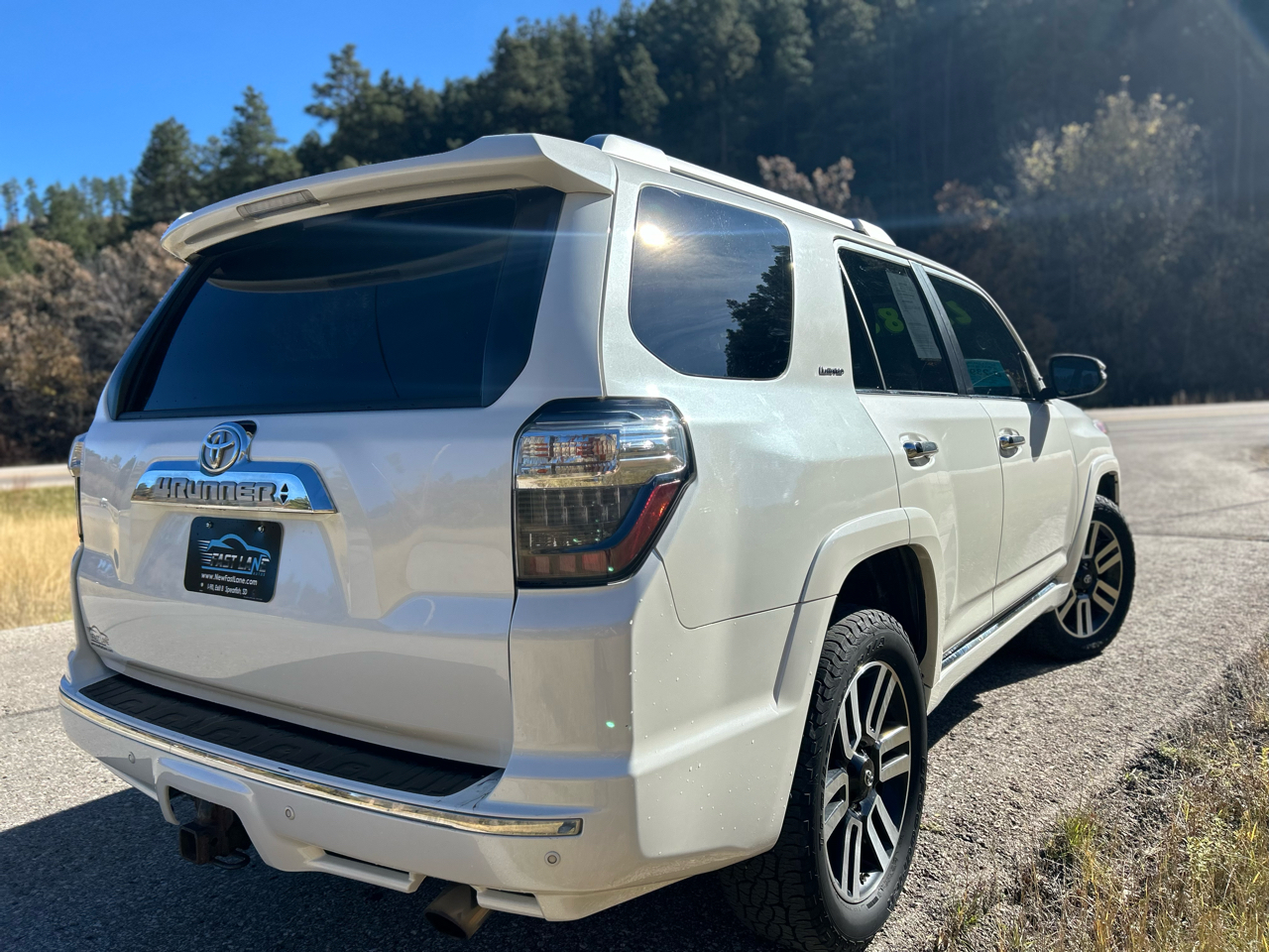 Toyota 4Runner Limited 4WD V6 2016 Toyota 4Runner Limited 4WD V6 2016