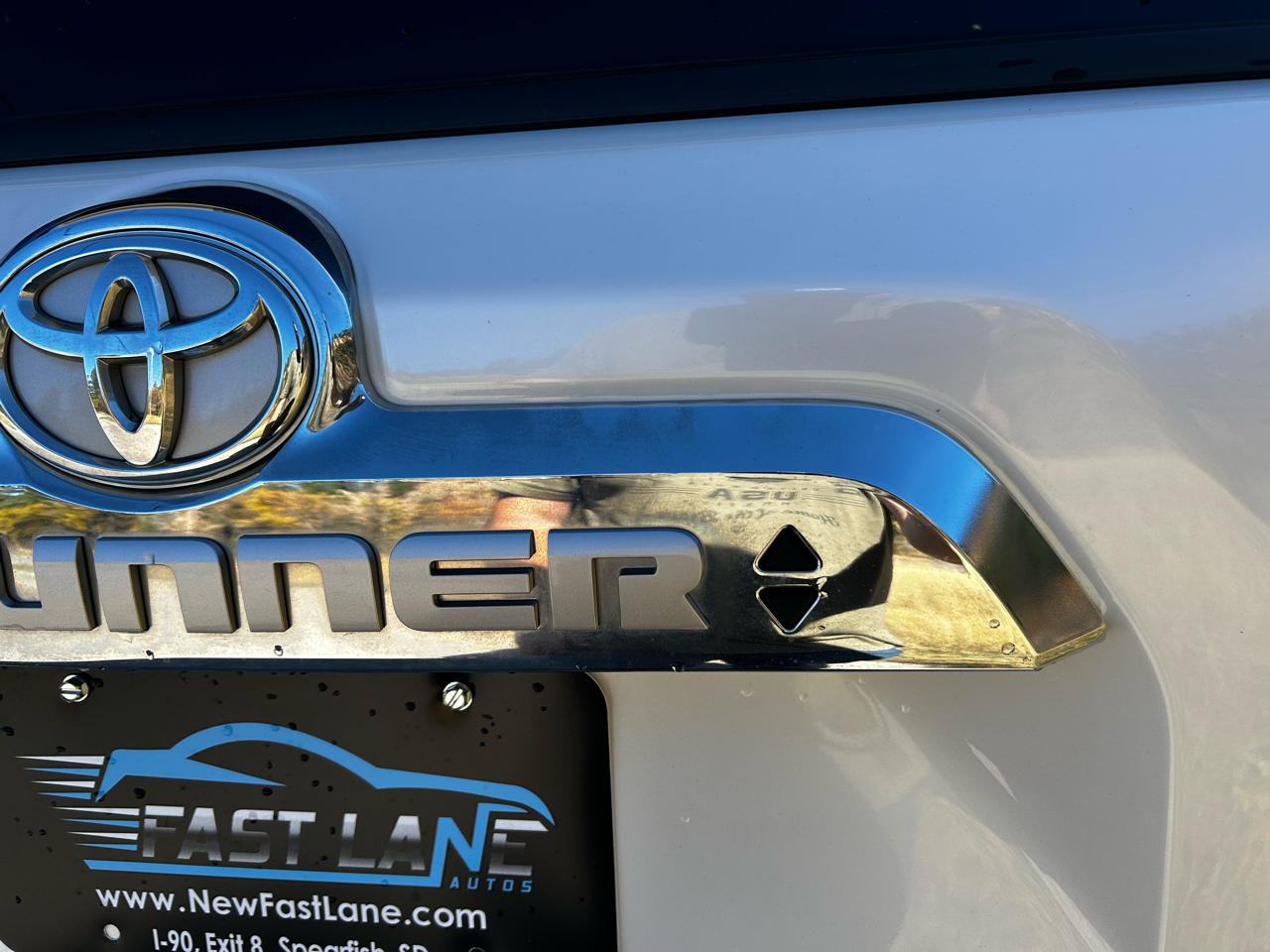 Toyota 4Runner Limited 4WD V6 2016 Toyota 4Runner Limited 4WD V6 2016
