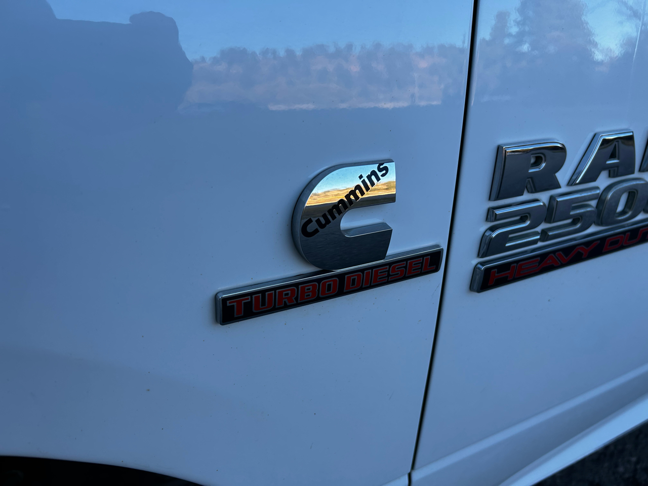 RAM 2500 SLT Mega Cab 4WD 2014 RAM 2500 SLT Mega Cab 4WD 2014