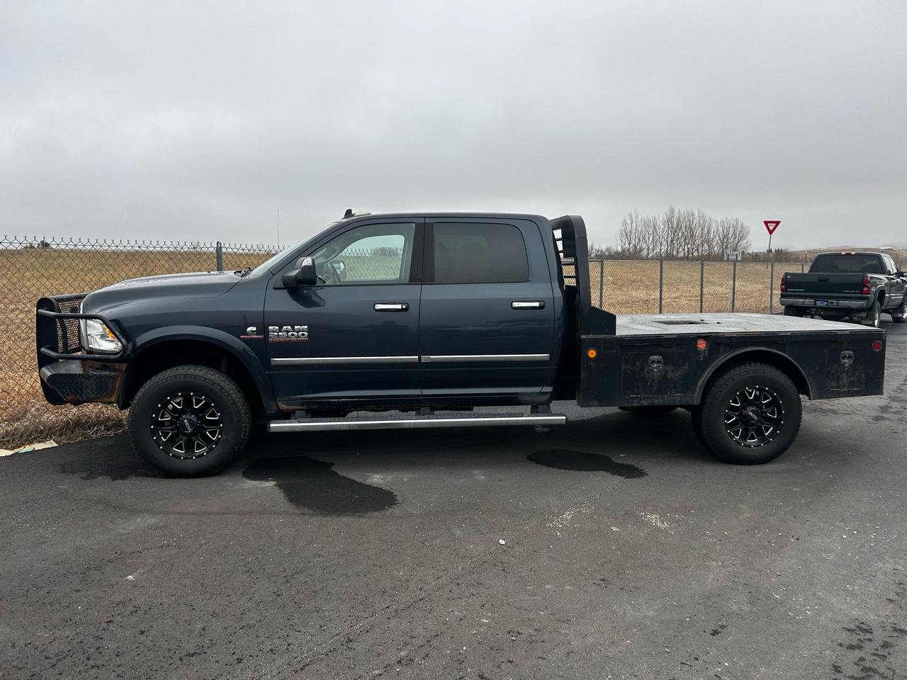 RAM 2500 Big Horn 4x4 Crew Cab 8' Box 2016