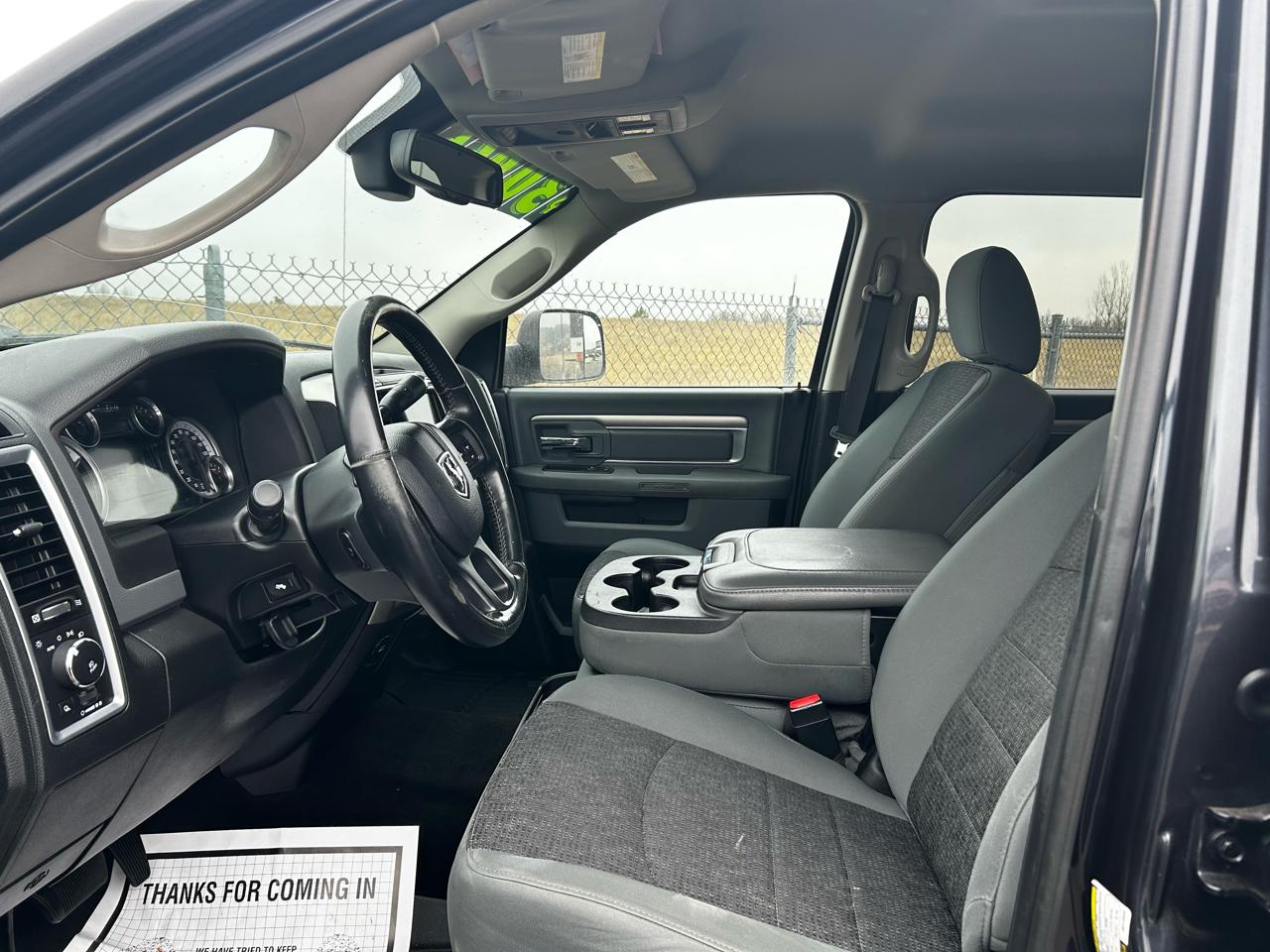 RAM 2500 Big Horn 4x4 Crew Cab 8' Box 2016