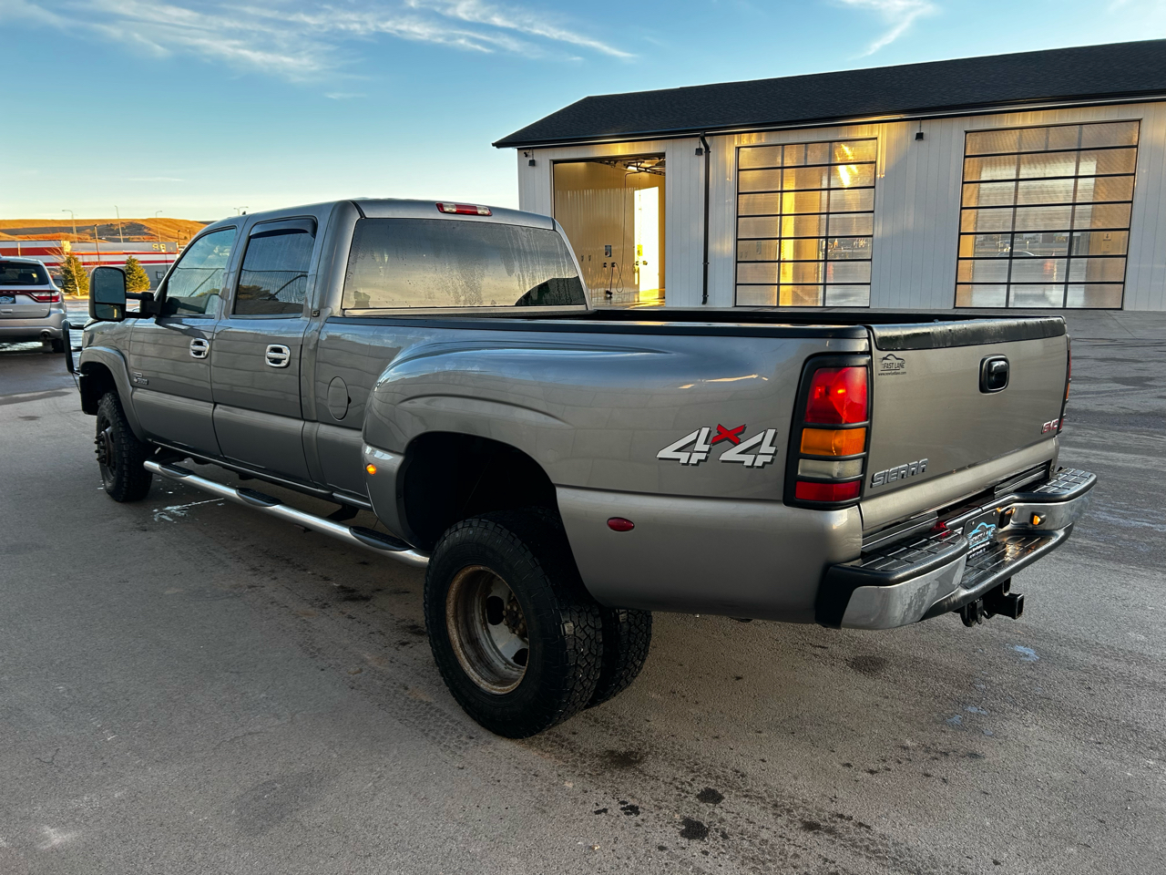 Chevrolet Silverado 3500 LT1 Crew Cab 4WD DRW 2006