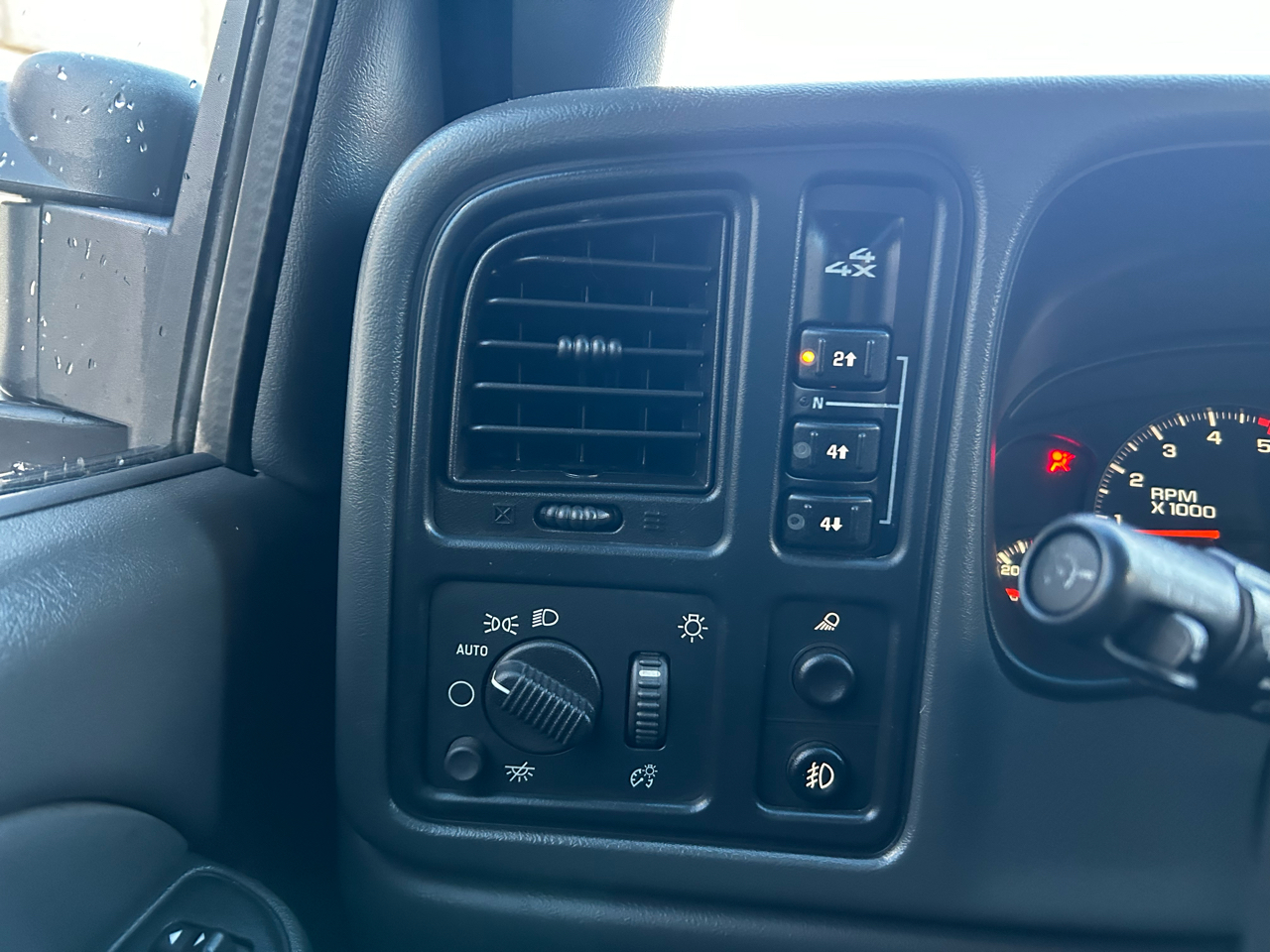 Chevrolet Silverado 3500 LT1 Crew Cab 4WD DRW 2006