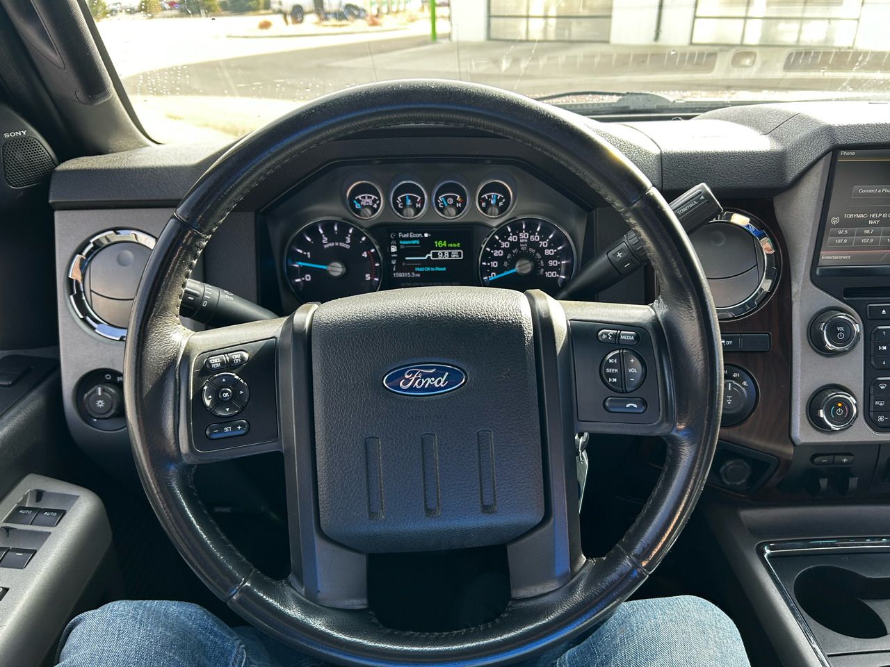 Ford F-350 SD Lariat Crew Cab 4WD 2016