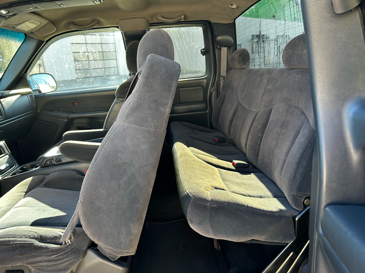 Chevrolet Silverado 2500HD LS Ext. Cab 4WD 2001