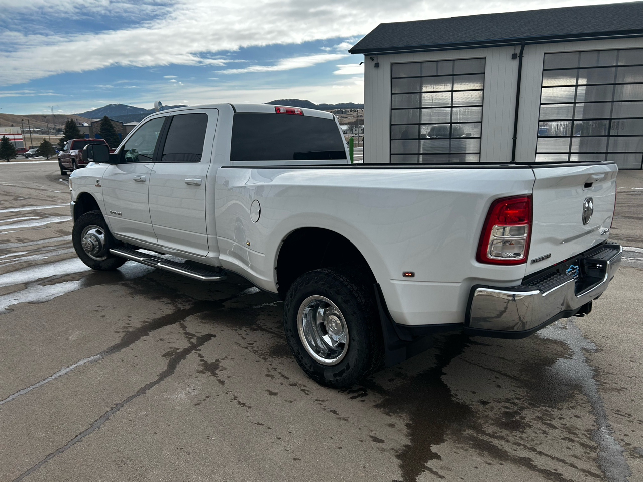 RAM 3500 Big Horn Crew Cab LWB 4WD DRW 2022
