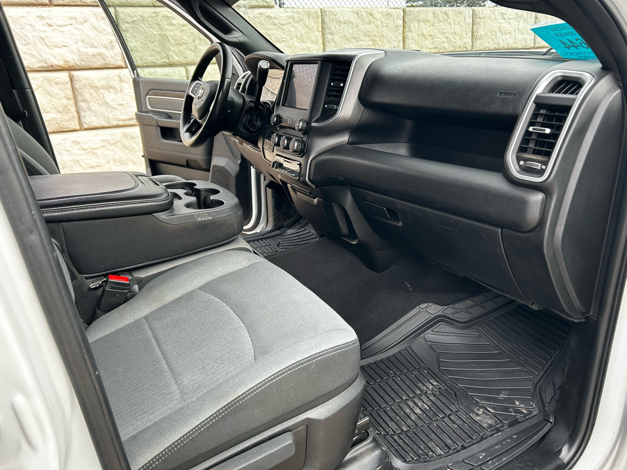 RAM 3500 Big Horn Crew Cab LWB 4WD DRW 2022