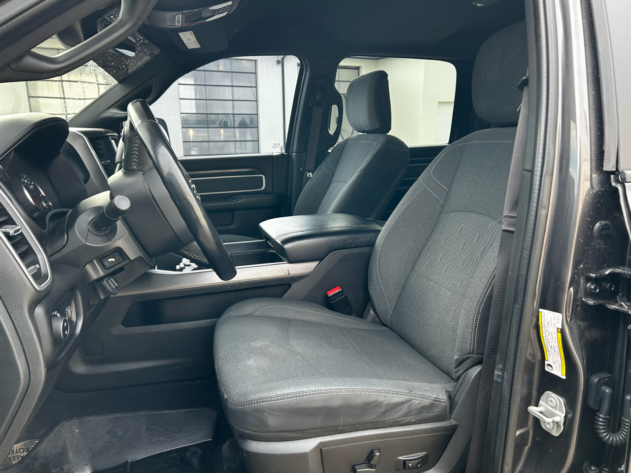 RAM 3500 Big Horn Crew Cab LWB 4WD 2022