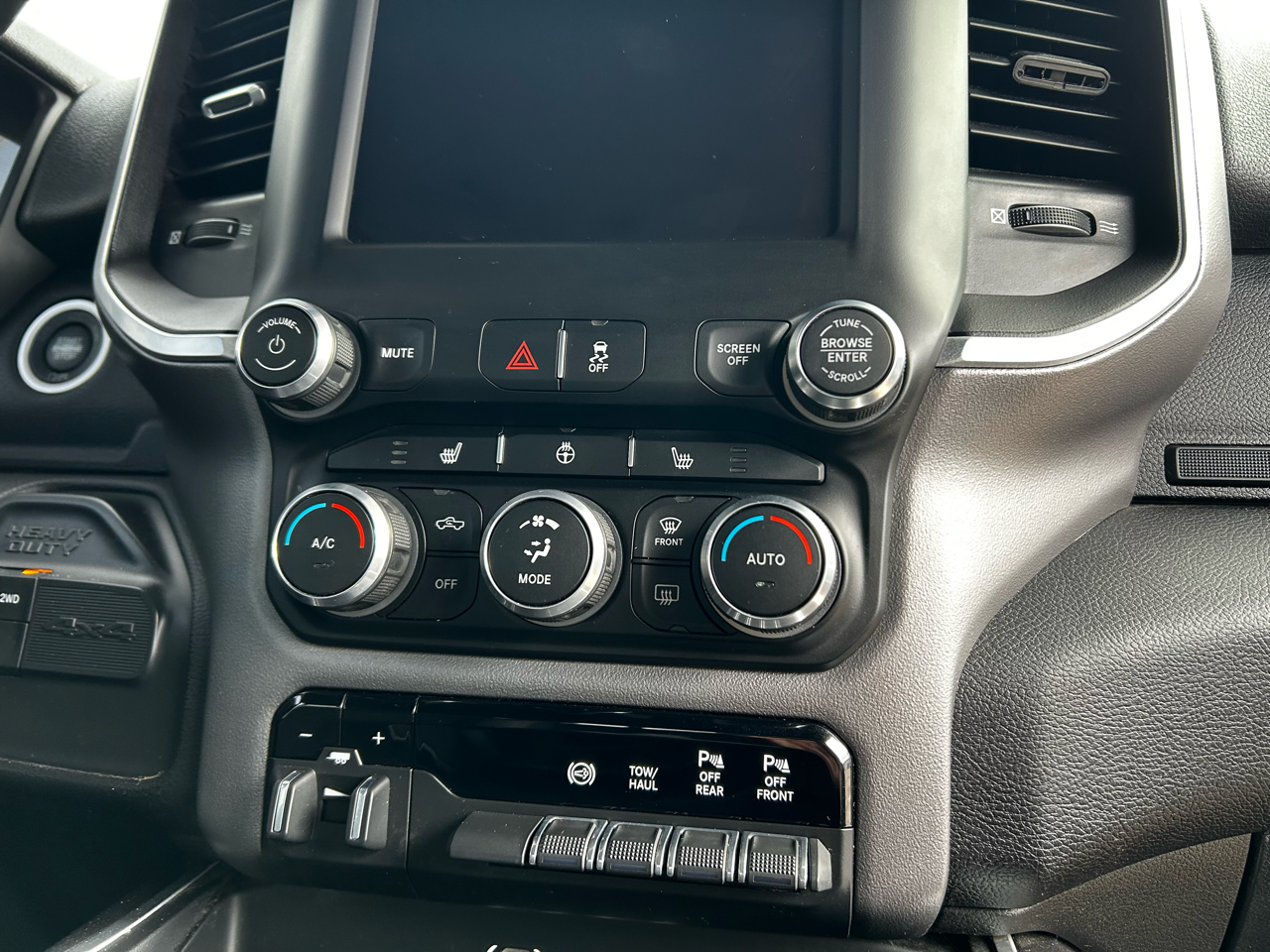 RAM 3500 Big Horn Crew Cab LWB 4WD 2022