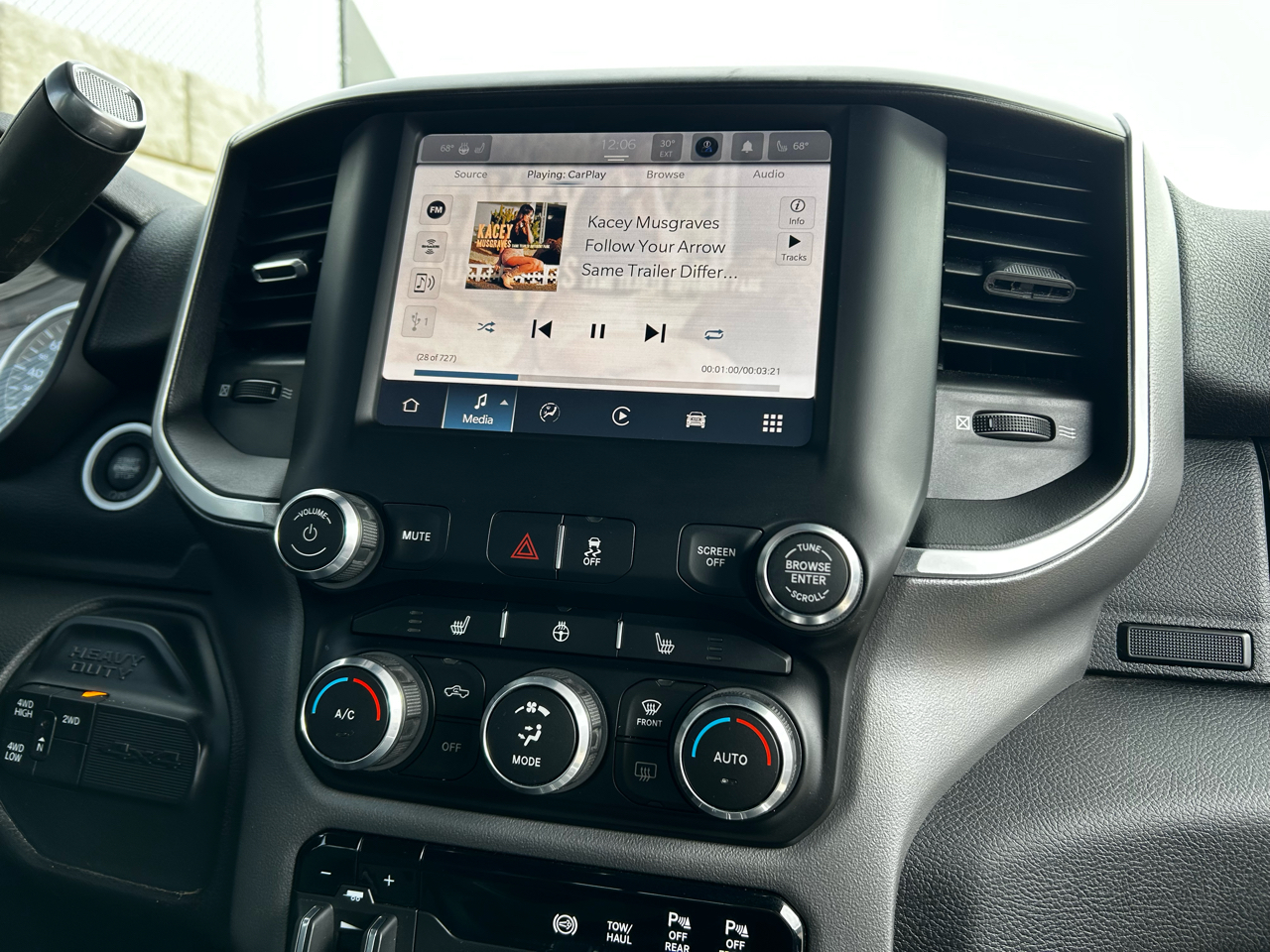 RAM 3500 Big Horn Crew Cab LWB 4WD 2022