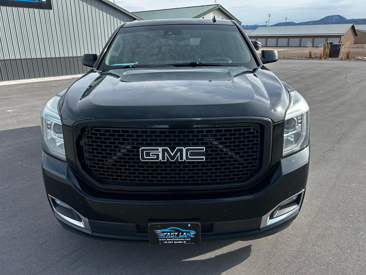 GMC Yukon Denali 4WD 2015