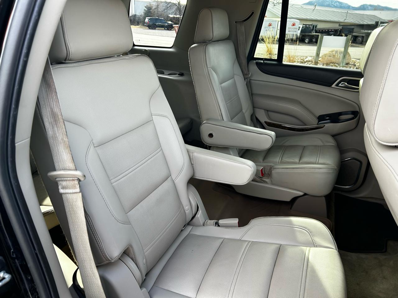 GMC Yukon Denali 4WD 2015