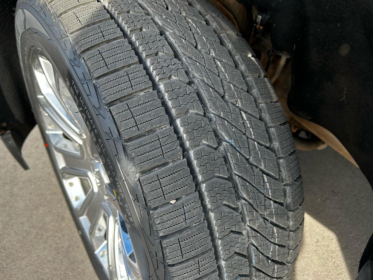 GMC Yukon Denali 4WD 2015