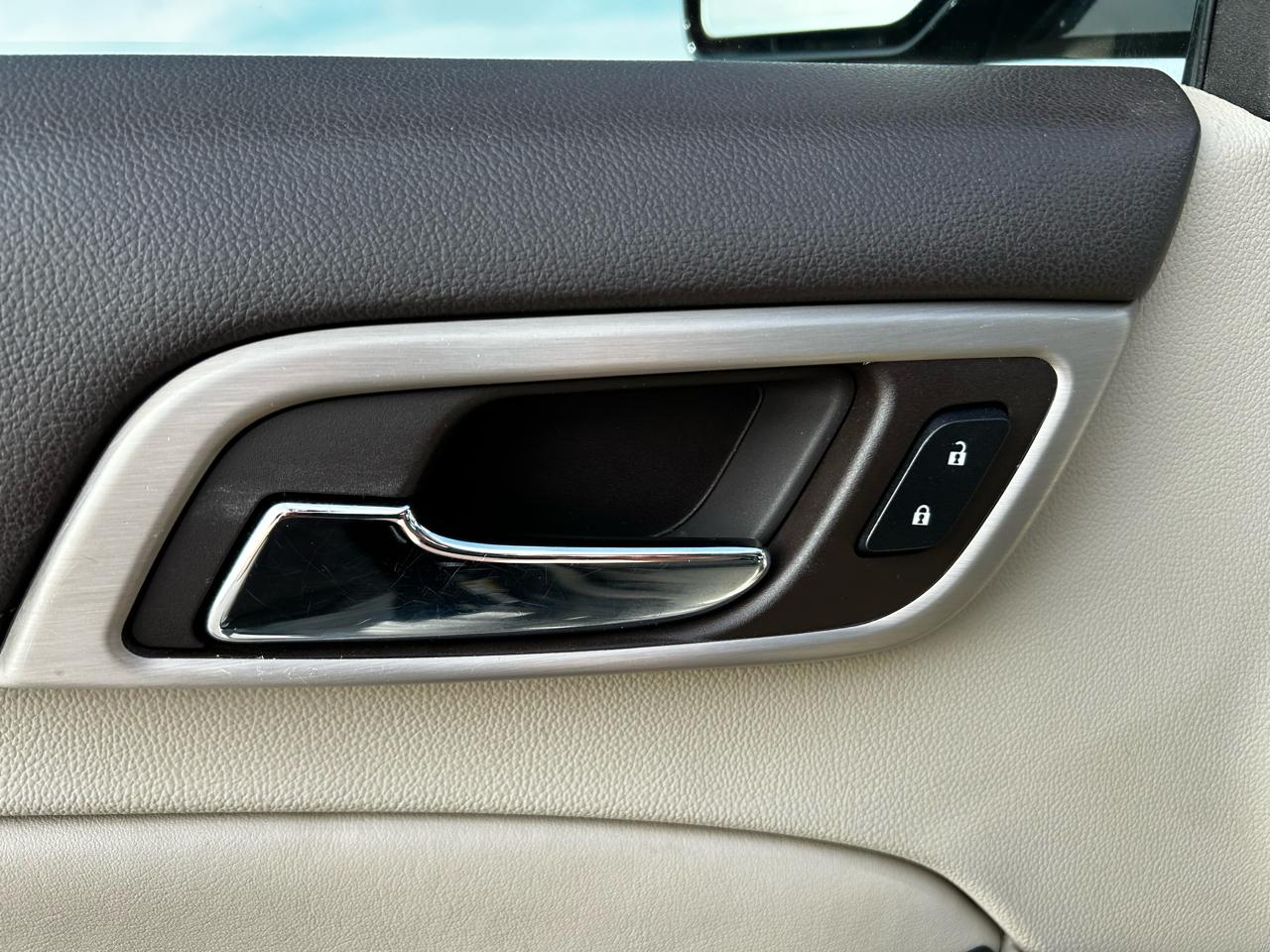 GMC Yukon Denali 4WD 2015