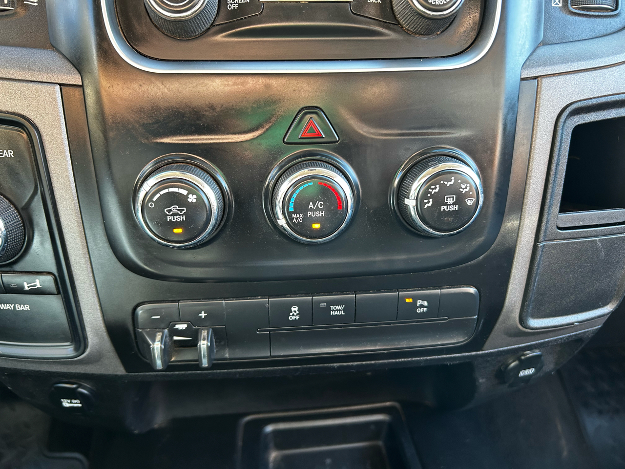 RAM 2500 Power Wagon 4x4 Crew Cab 6'4" Box 2014